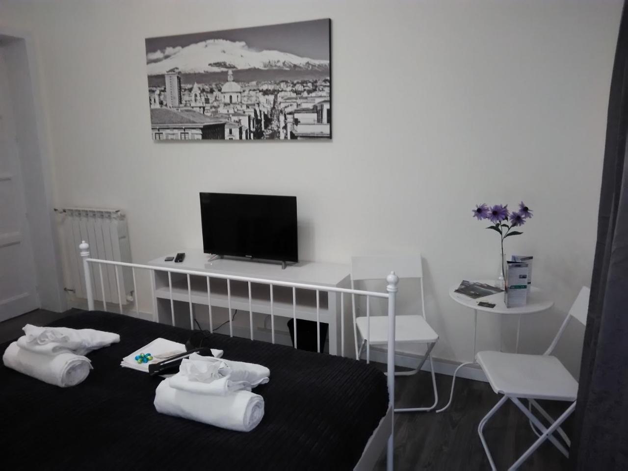 B&B Del Toscano Κατάνια Εξωτερικό φωτογραφία