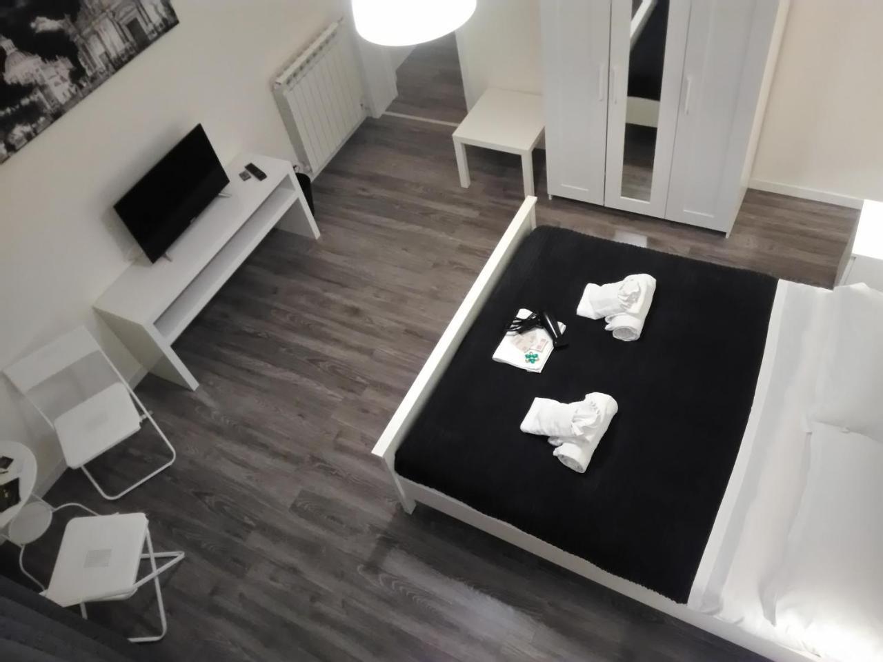 B&B Del Toscano Κατάνια Εξωτερικό φωτογραφία
