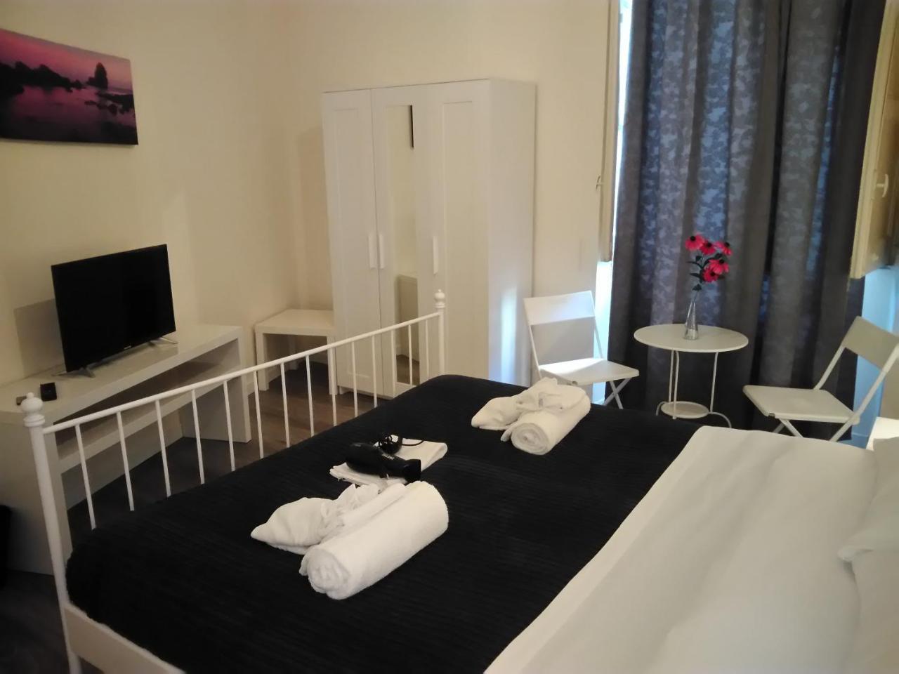 B&B Del Toscano Κατάνια Εξωτερικό φωτογραφία
